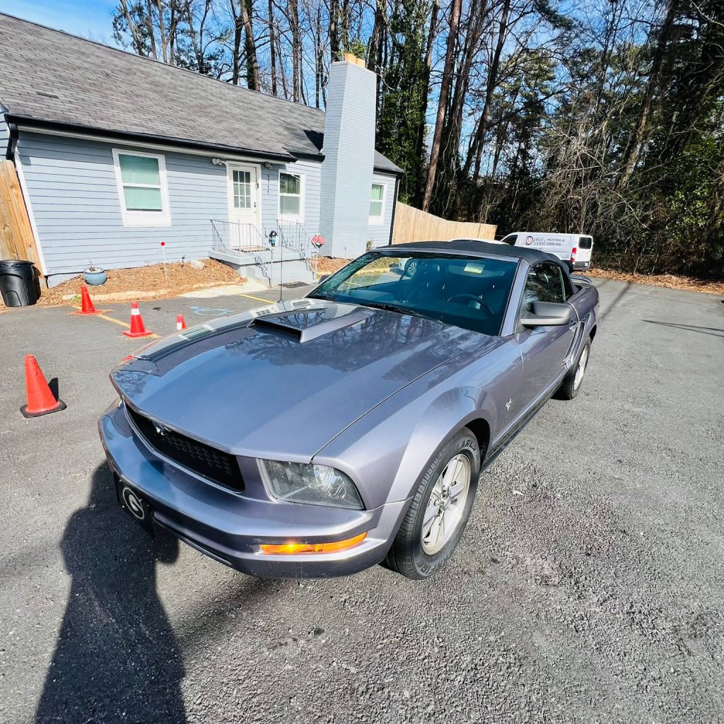 2006_Ford_Mustang_008
