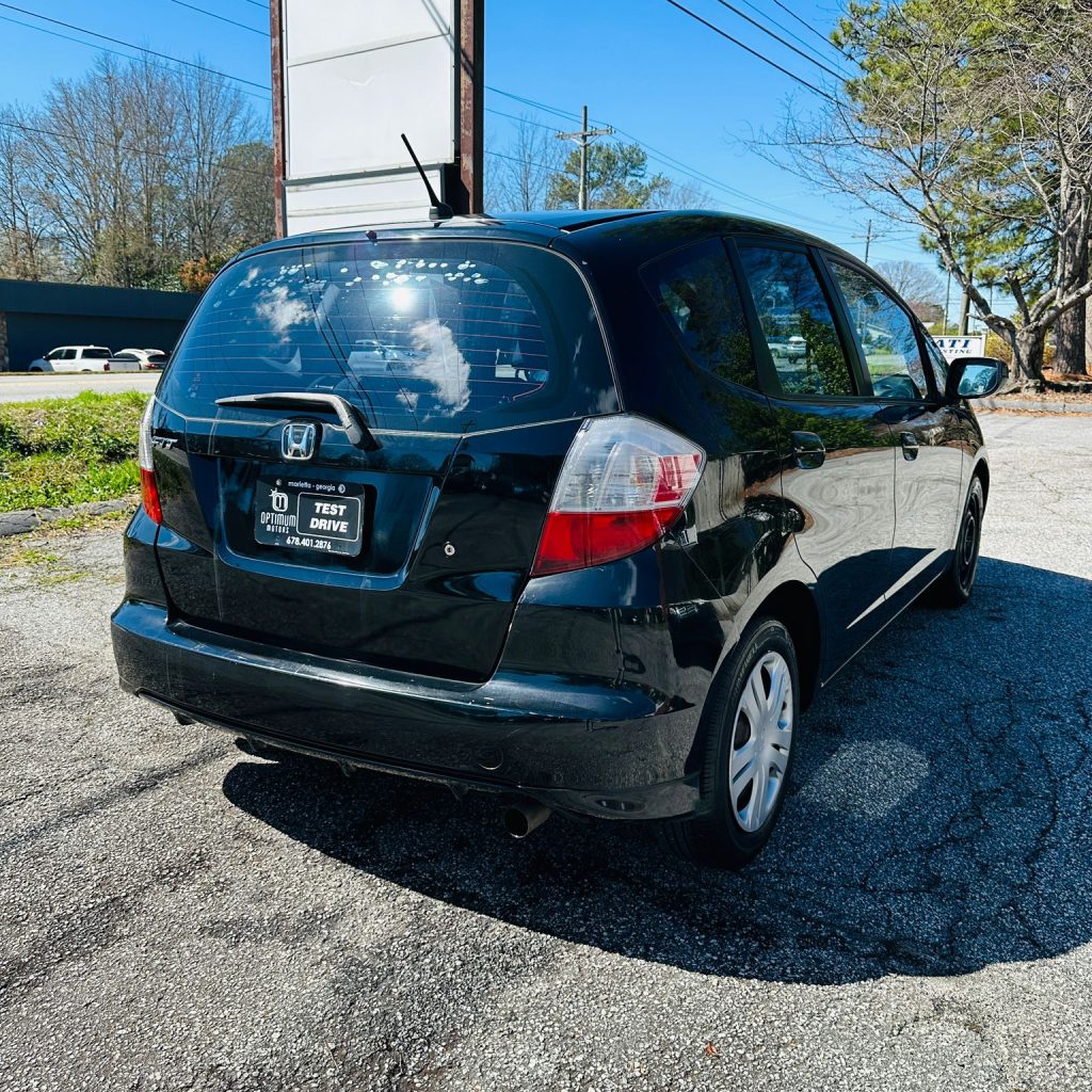 2010_Honda_Fit_006