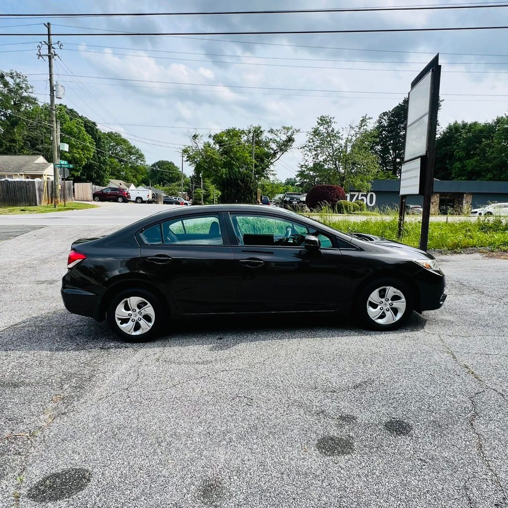 2013_Honda_Civic_008