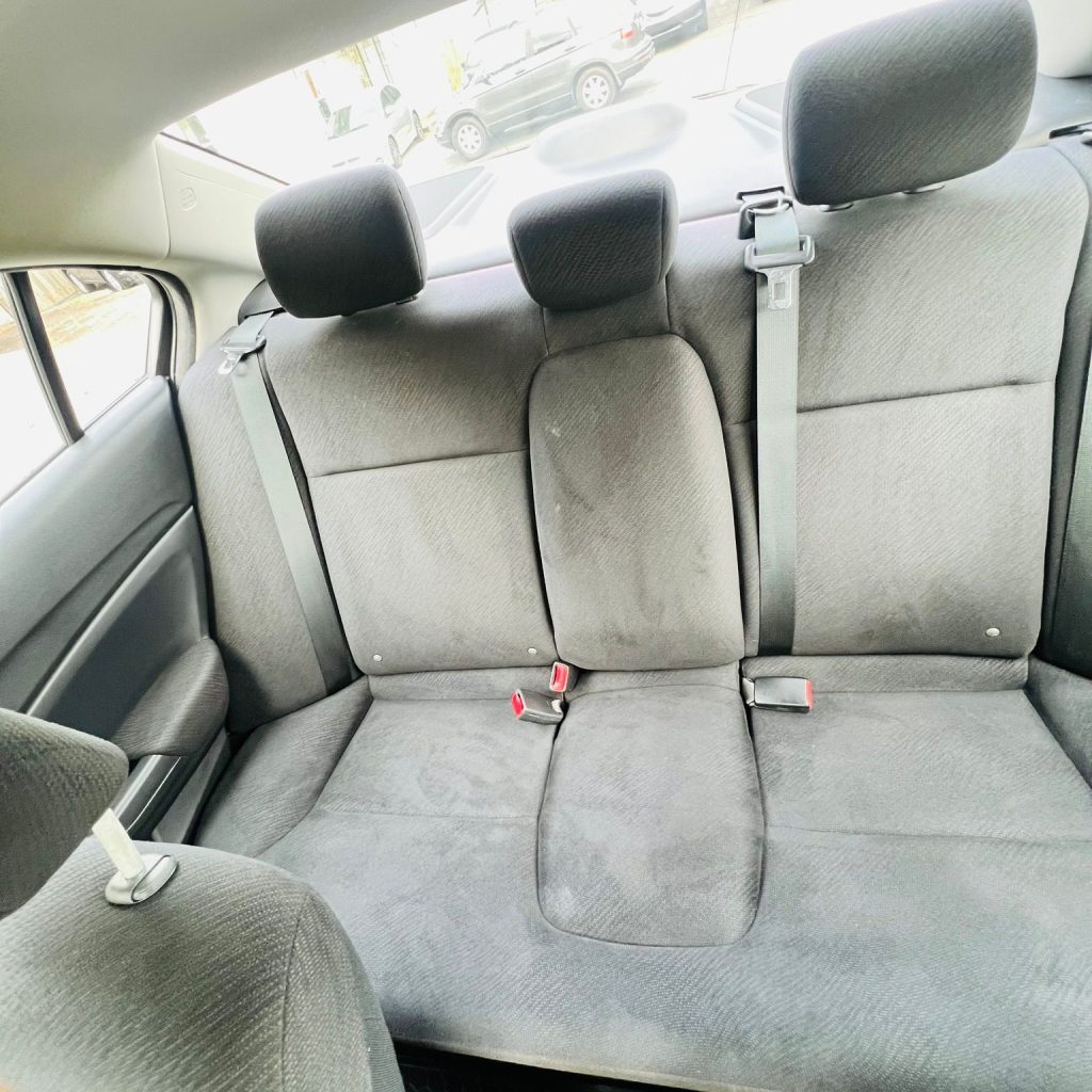 2013_Honda_Civic_012