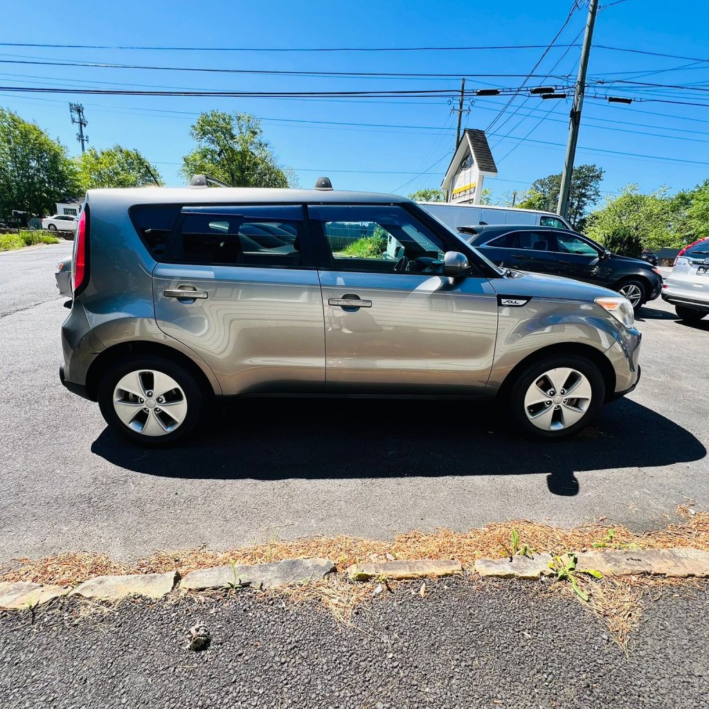 2015_Kia_Soul_006