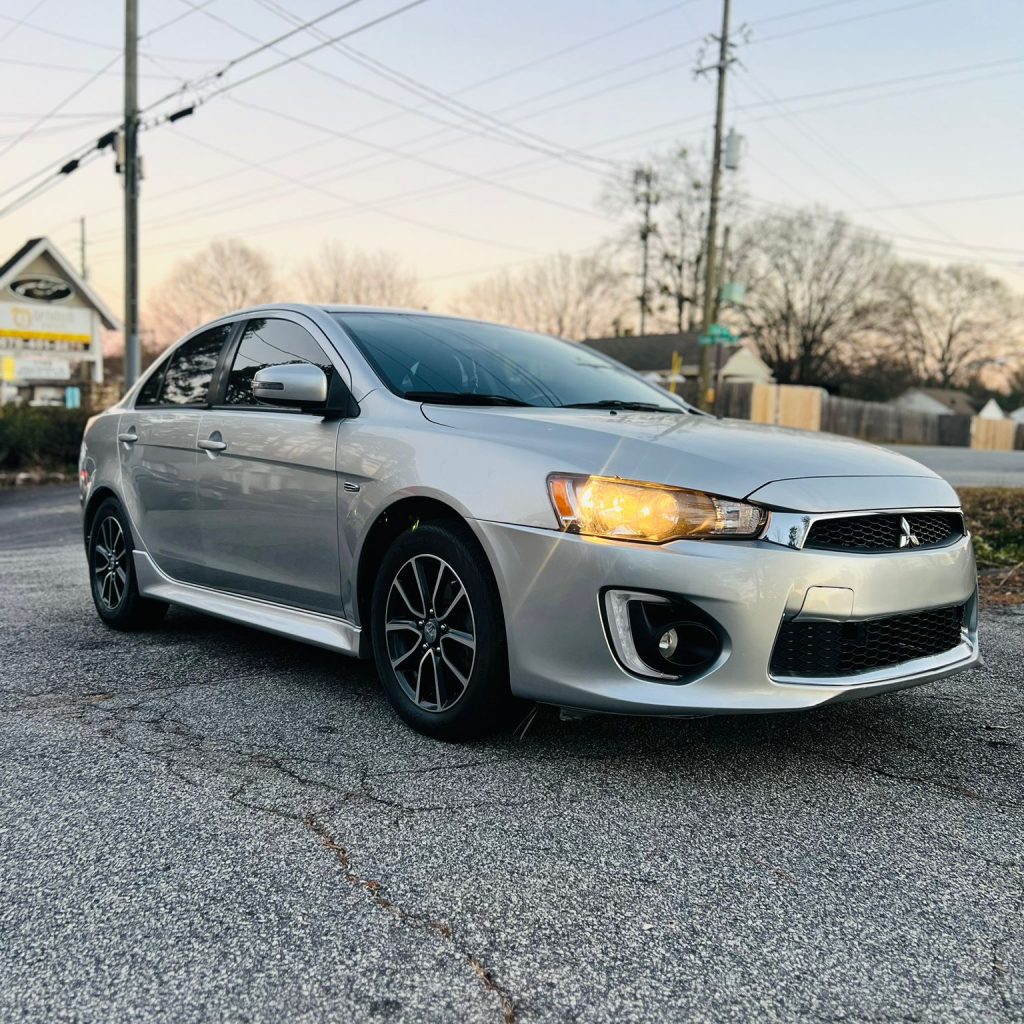 2017_Mitsubishi_Lancer_008