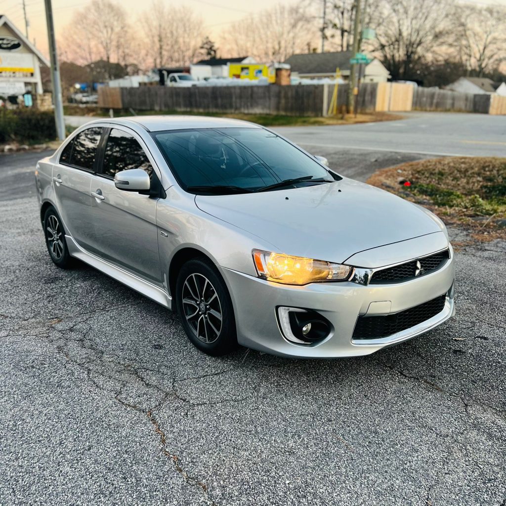 2017_Mitsubishi_Lancer_009